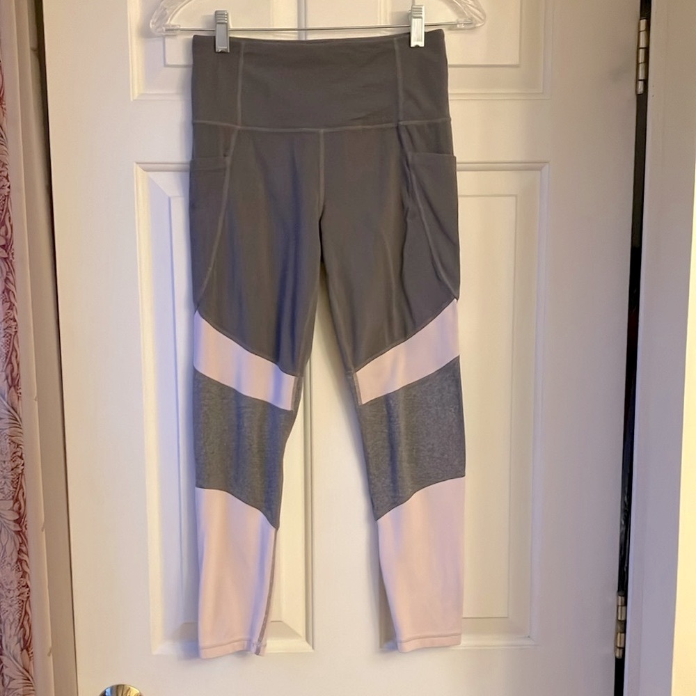Athleta Leggings Gray/ Beige Size S